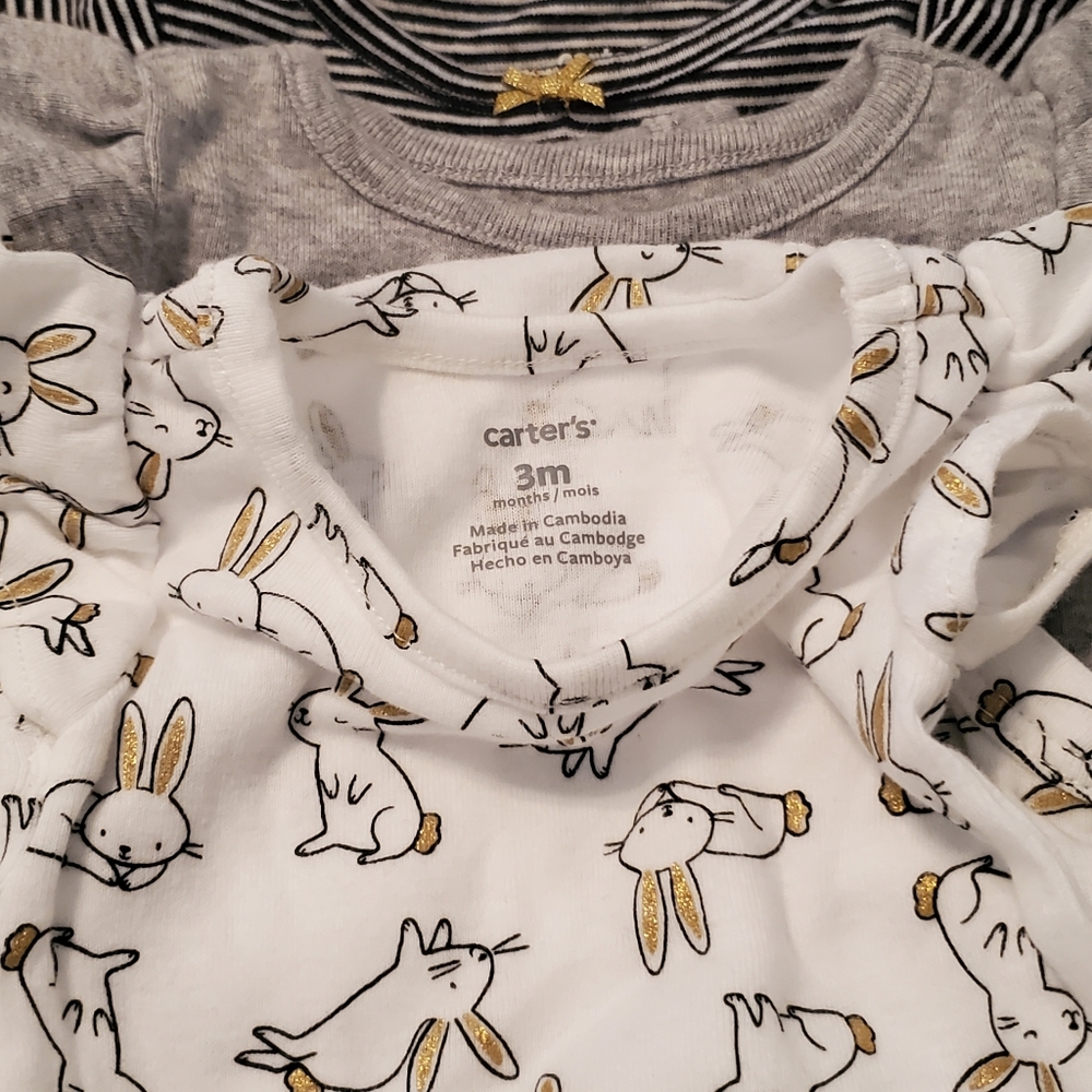 Carter's Onesies - Picture 5 of 5